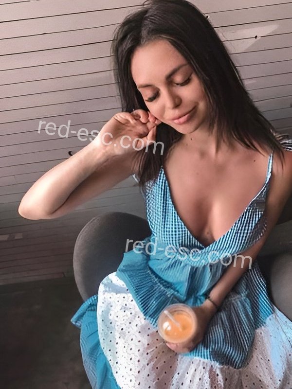 Карина — Севск